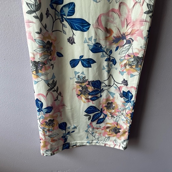 To Sleep Bear White Floral Sleeper Nightgown - Picture 7 of 8